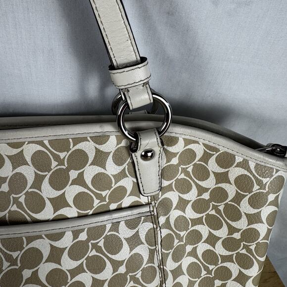 Coach Signature Chelsea Lea Medium Shoulder Tote Bag C1093-F15135 - Picture 7 of 16